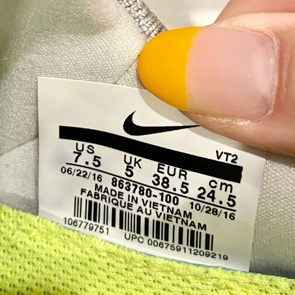 Women’s Gray Nike Run Easy Running Shoe - Picture 7 of 7